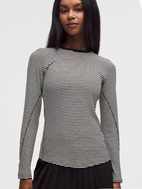 ❌Sold❌ Lululemon Hold Tight Long-Sleeve Shirt Size 6 Minute Stripe
